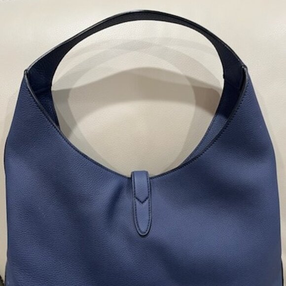 GUCCI Hobo Soft Leather Luxury Bag with Wallet **BRAND NEW** - Picture 2 of 4